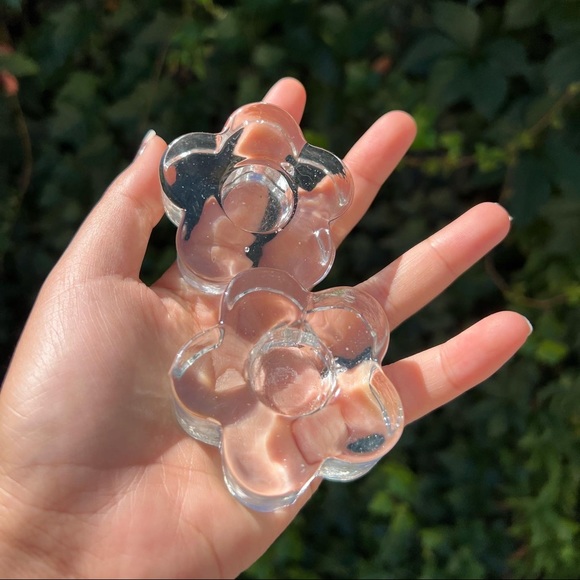 Flower candle stick holders 🌸 - Picture 4 of 5